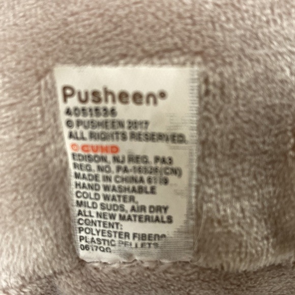 Gund Pusheen Cat Birthday Plush Stuffed Animal Cupcake and Birthday Hat Tan 10” - Picture 7 of 9